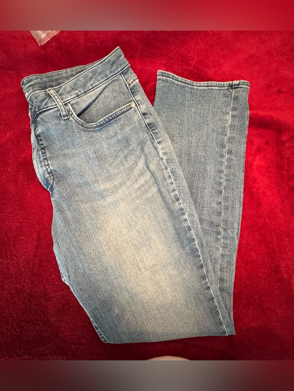 Lee Women's Straight Leg Jeans in Light Blue Wash